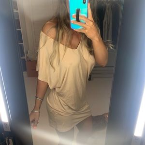NWT Missguided Tan T Shirt Dress Size 4